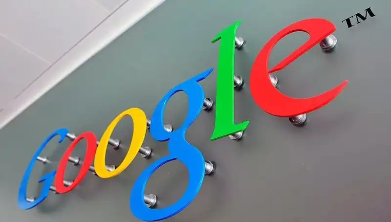 Google, Görüşmeleri Anlık Olarak Canlı Çevirme Özelliği ile Devrim Yaratıyor