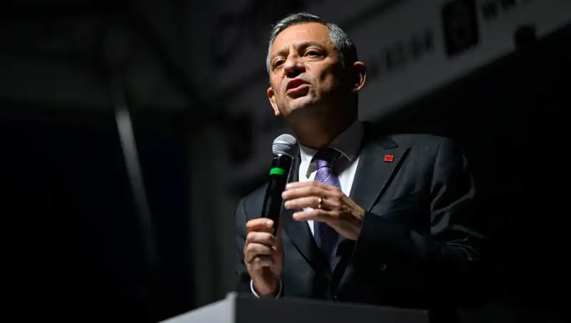 Emekli İkramiyesi Tartışmaları: Özgür Özel’den Sert Tepki
