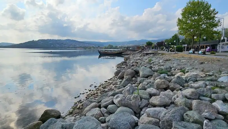 Sapanca Gölü’nde Su Seviyesi Düşüyor: Kuru Mevsimin Etkileri Neler?