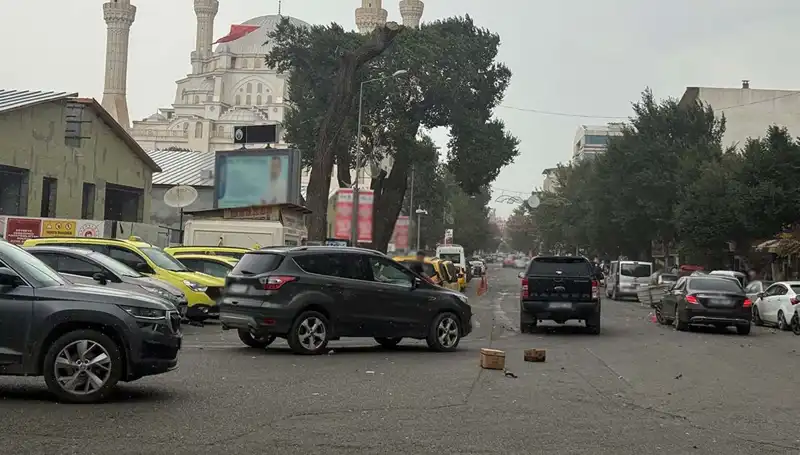 Iğdır'da Şiddetli Fırtına: Şehir Büyüklüğünde Hasar ve Taşınan Evler