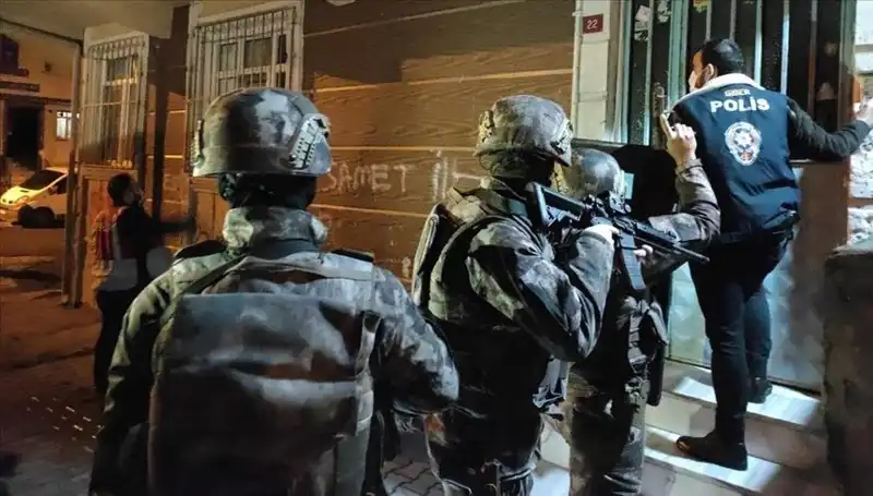8 İlde Bahis ve Kara Para Operasyonu: 500 Milyon Liralık Malvarlığına El Konuldu