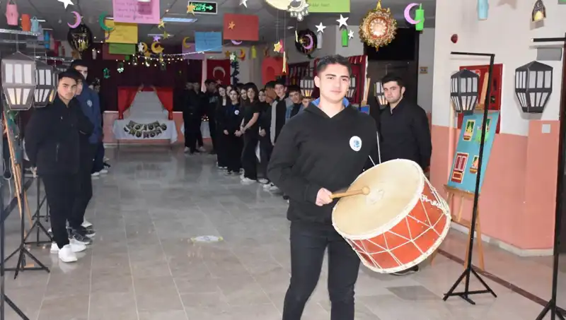 Ramazan Sokağı Oluşturuldu: Okullarda Maneviyat ve Dayanışma Yükseliyor
