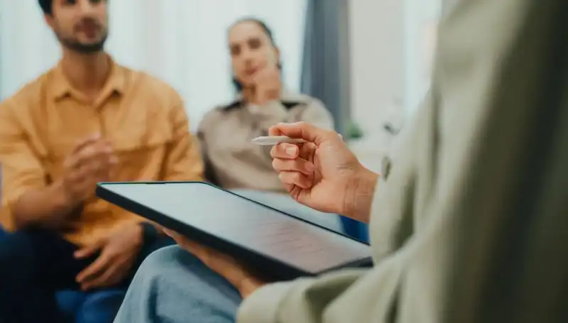 Çift Terapisi Her Zaman Etkili mi? Bilmeniz Gerekenler