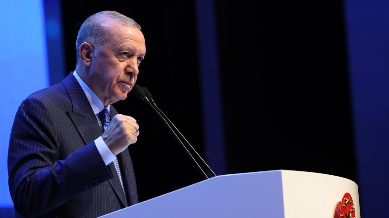 Cumhurbaşkanı Erdoğan, Necip Fazıl'ın Ayasofya hayalini gerçekleştirdi