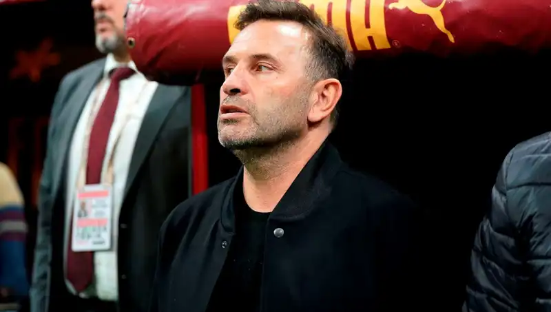 Galatasaray'da Okan Buruk'tan Sürpriz Değişiklik: Takım Hedeflerine Kilitlendi!