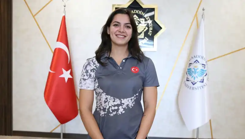 Esra, Altın Madalya ile Yeni Hedefini Açıklıyor: Dünya Şampiyonu Olmak!