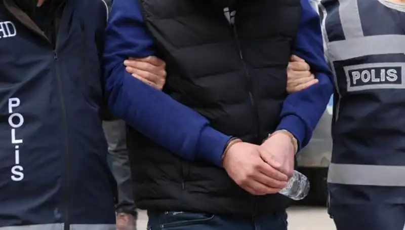 DAEŞ'e Yönelik 4 İlde Yapılan Operasyonlar: 4 Kişi Gözaltında