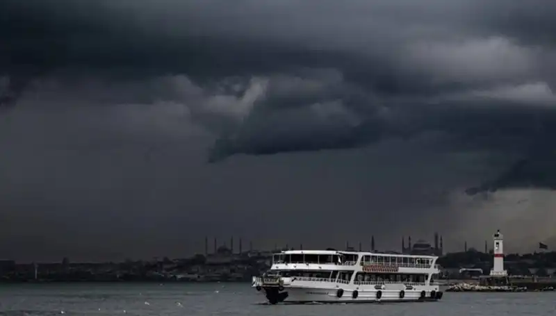 İstanbul ve Çevresinde Beklenen Sağanak Yağışlar: Ne Zaman Etkili Olacak?