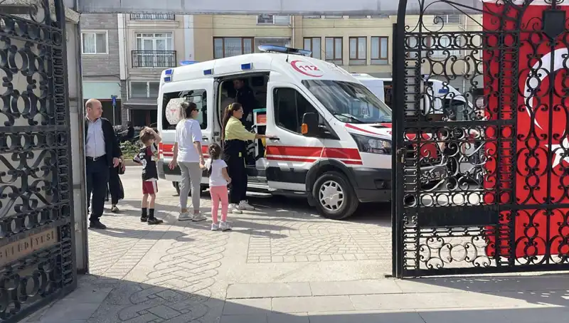 Eskişehir'de Sahipsiz Köpekten İki Çocuğa Saldırı Olayı!