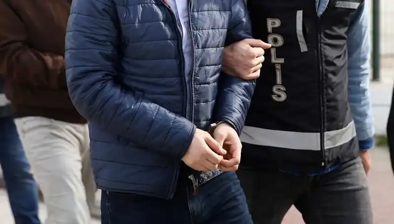 İstanbul ve Ankara'da Sahte İçki Operasyonu: 52 Şüpheli Gözaltında