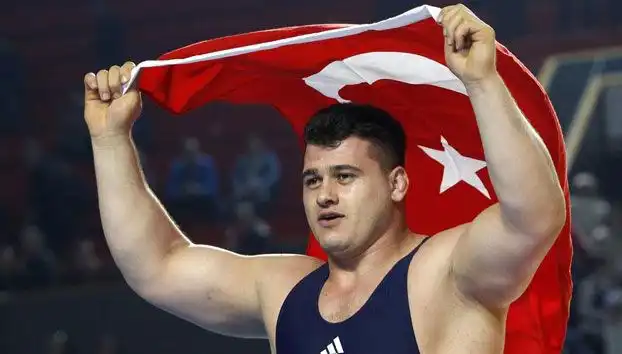 Milli Güreşçi Rıza Kayaalp, 4 Yıl Men Cezasıyla Şok Oldu