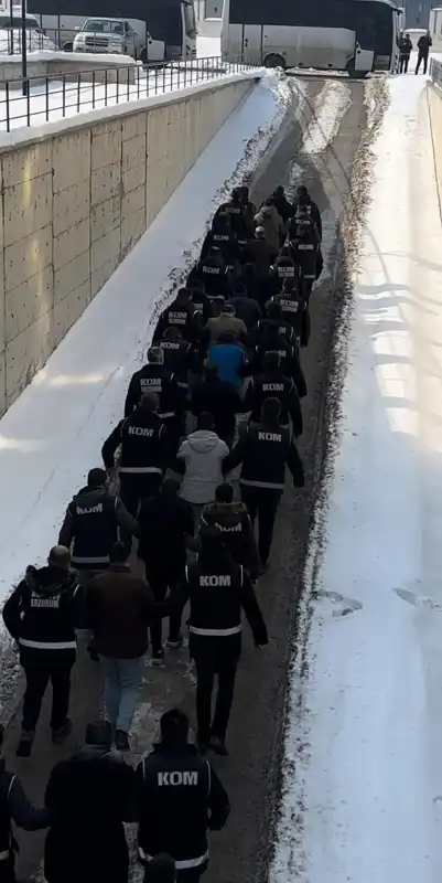 Usulsüz Kredi Operasyonu: 5 İlde 38 Şüpheli Yakalandı