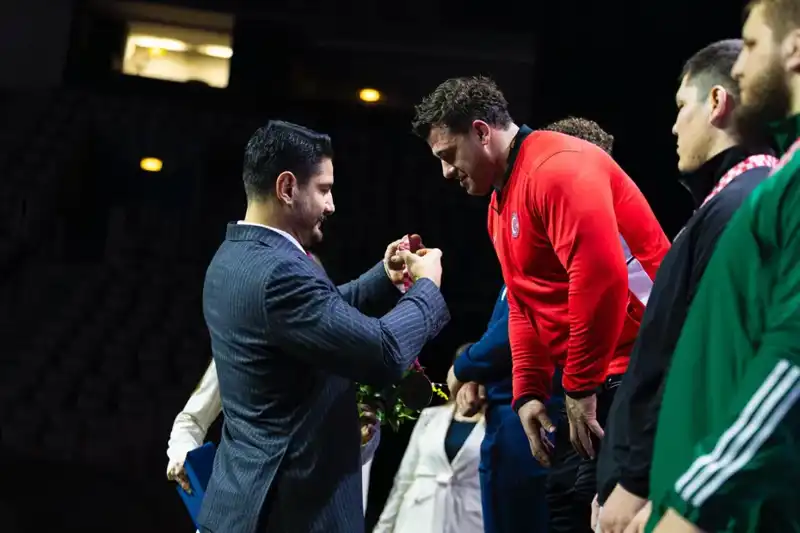 Rıza Kayaalp, Dünya Şampiyonası’ndan Altın Madalya ile Döndü