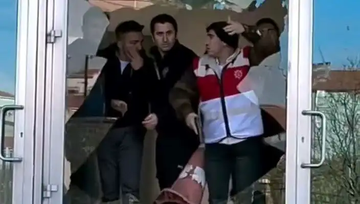 Maçta Tartışma Büyüdü: Taraftarlar Arasında Şiddetli Kavga