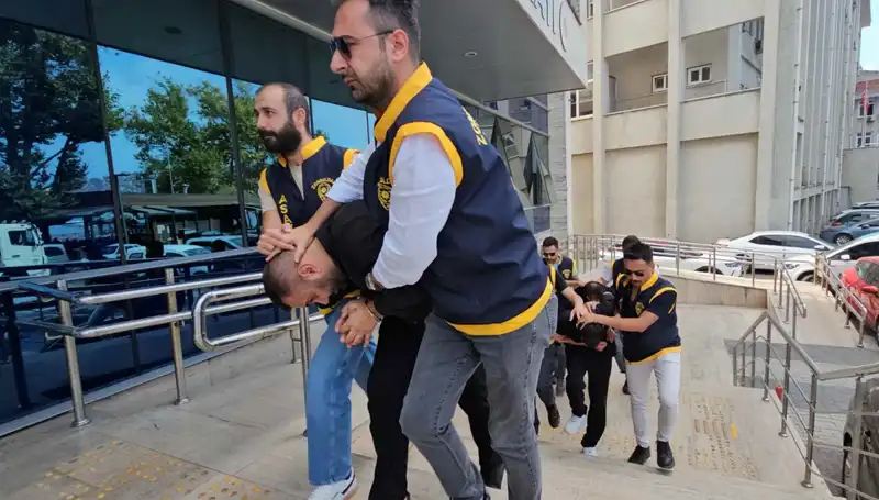 FETÖ Yalanlarıyla Milyonluk Vurgun Yapıldı: Ayrıntılar Ortaya Çıktı!
