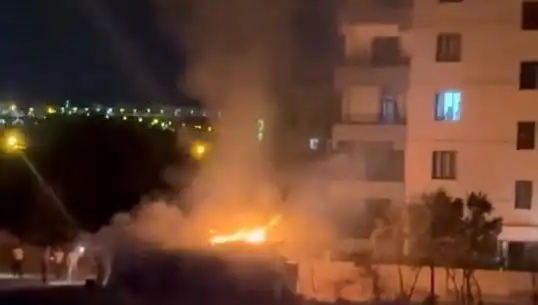 Elazığ'da Kümes Yangını: Tavuklar ve Kuşlar Telef Oldu, Büyük Zarar Açıklandı