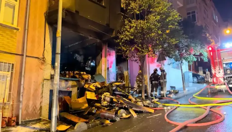 Bağcılar’da Beş Katlı Binada Yangın Paniği: Mahallede Neler Oldu?