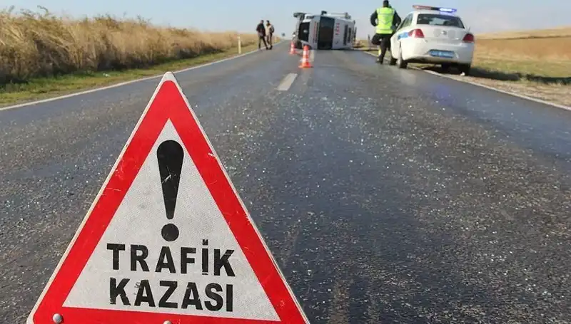Niğde’de Feci Zincirleme Kaza: 16 Yaralı, Olay Anı Şok Edici