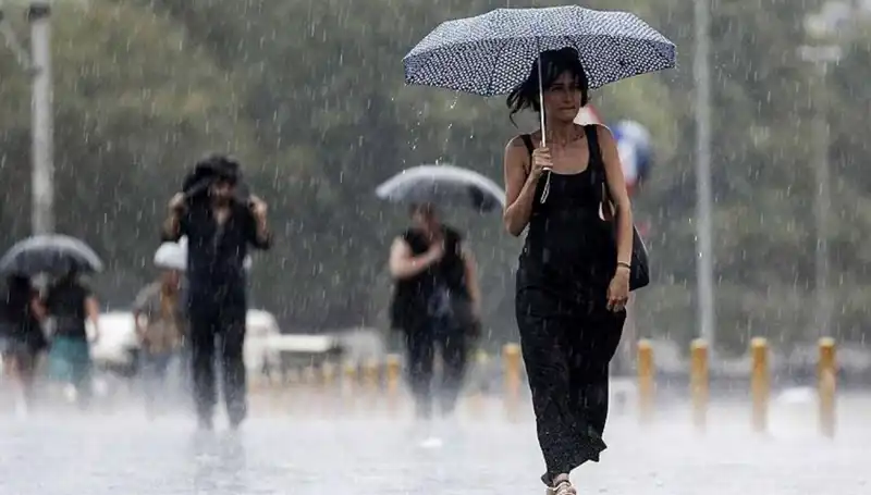 İstanbul ve Ankara’yı Vuran Sağanak Yağış Uyarısı: 25 İlde Etkili Olacak
