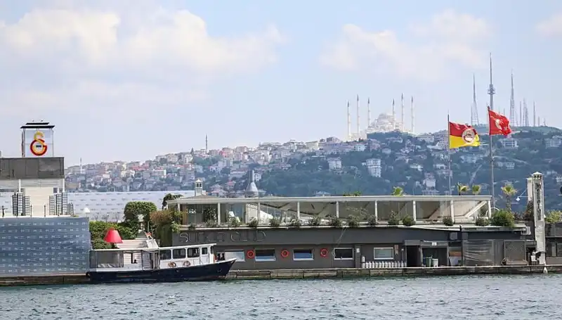 2. Abdülhamid'in Mirasçıları, Galatasaray Adası İçin 15 Yıl Süren Davayı Kazandı