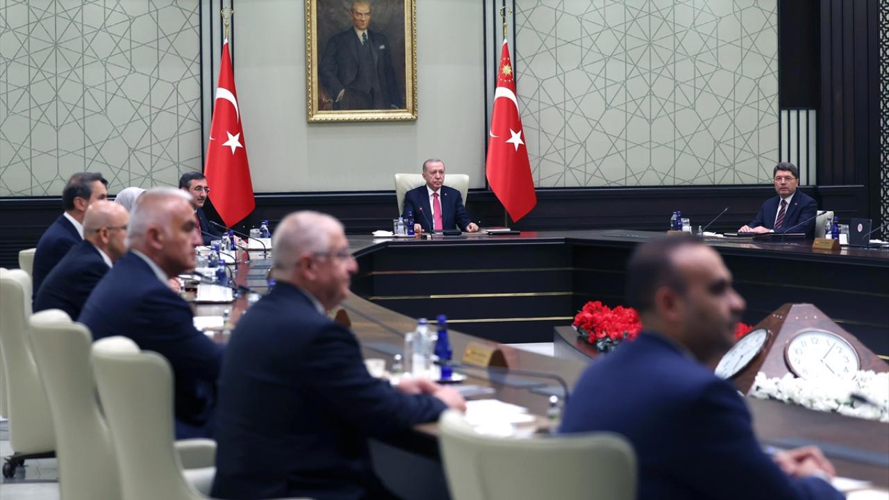 Kabine Toplandı: Suriye ve Asgari Ücret Gündemi İnceleme Altında