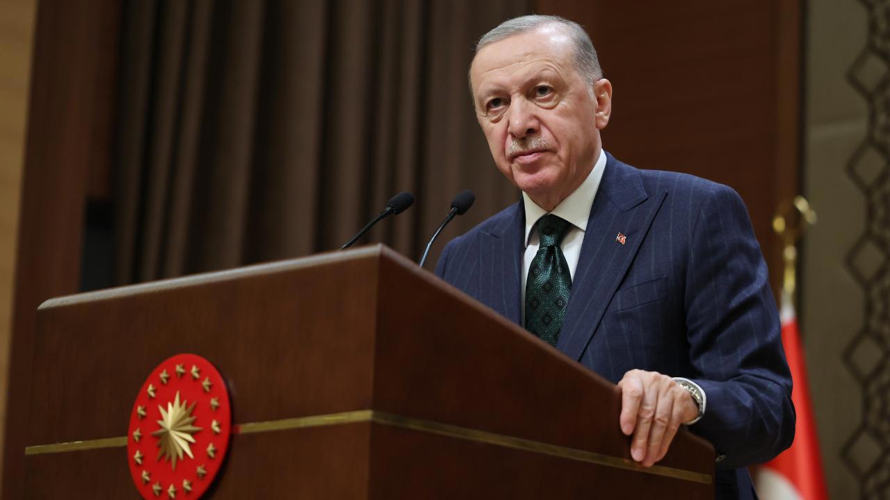 Cumhurbaşkanı Erdoğan tarafından 1 günlük milli yas ilan edildi.