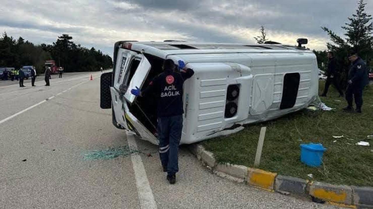 Okul servisi ile tır kaza: 8 öğrenci ağır!