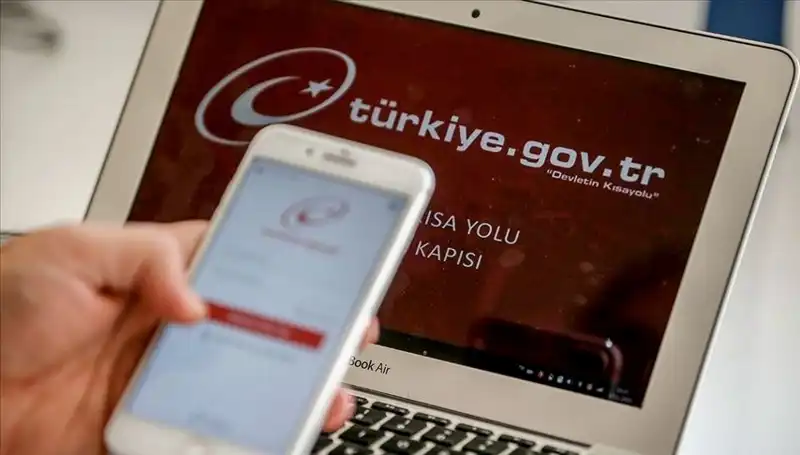e-Devlet ile 8 Bini Aşkın Hizmet: Bakan Kacır Açıklamalarda Bulundu